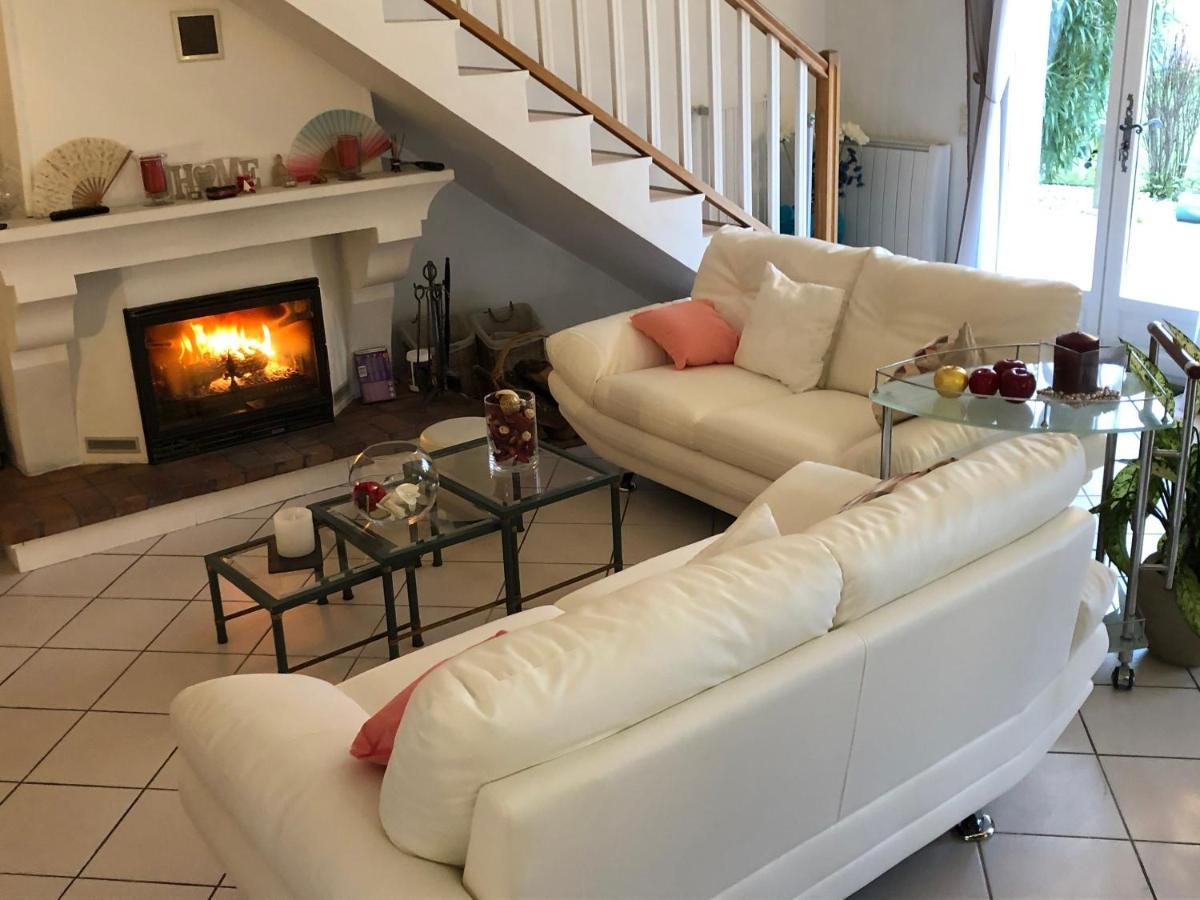 Charmante Villa Familiale Ванс Екстериор снимка