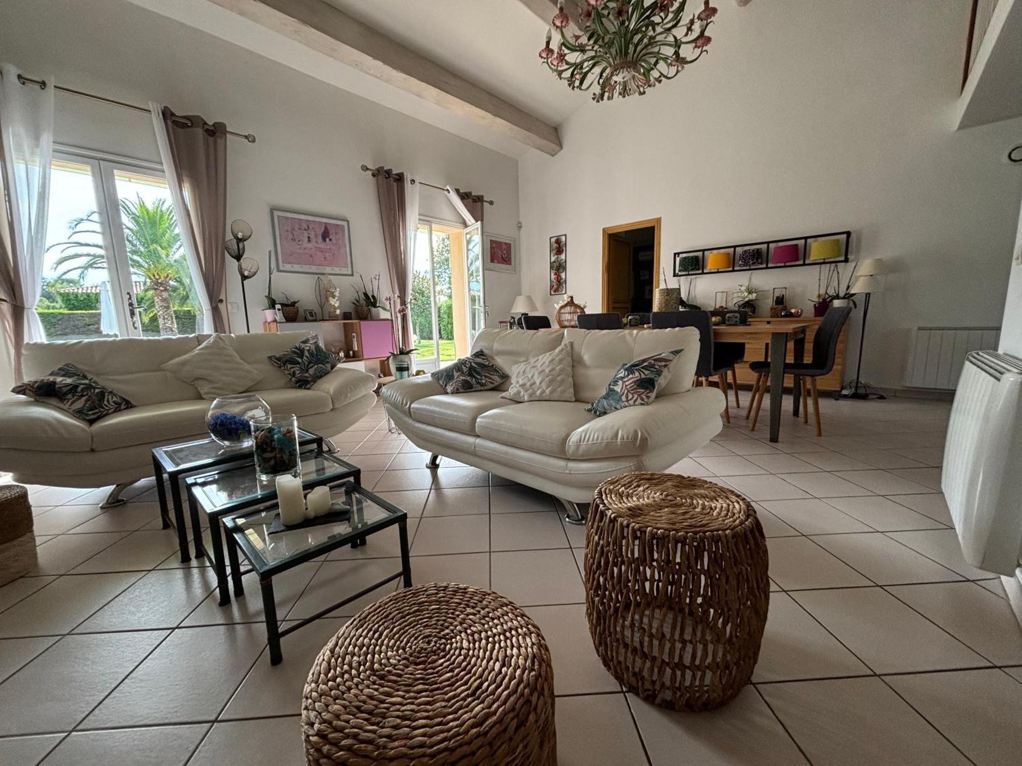 Charmante Villa Familiale Ванс Екстериор снимка