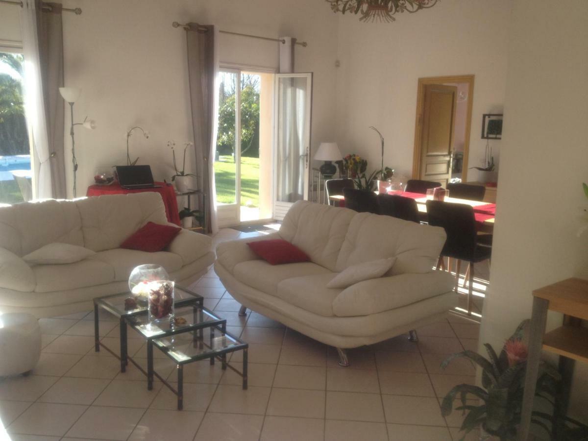 Charmante Villa Familiale Ванс Екстериор снимка
